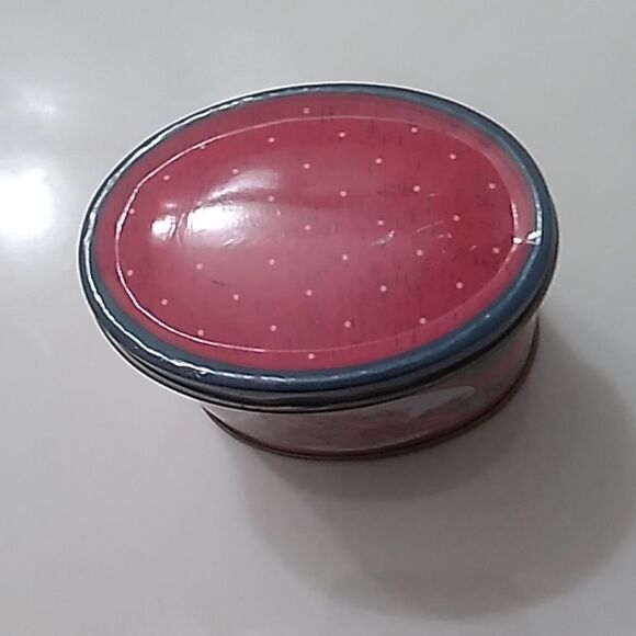 Christmas Candle Tin - Picture 2 of 5